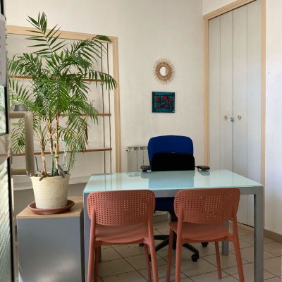 Louez un bureau individuel à la journée dans notre espace de Coworking à Orange